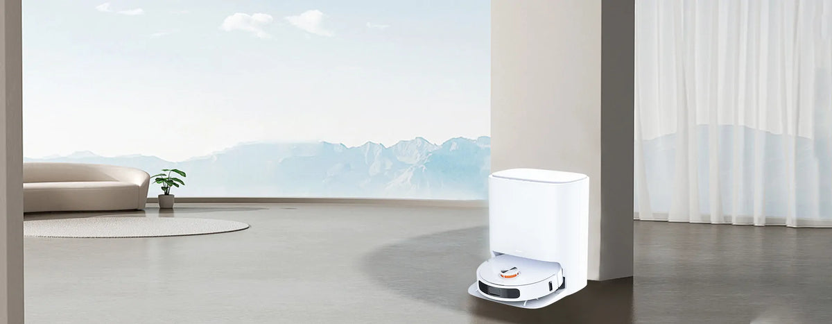 PowerBru W0900 self-cleaning robot vacuum and base station